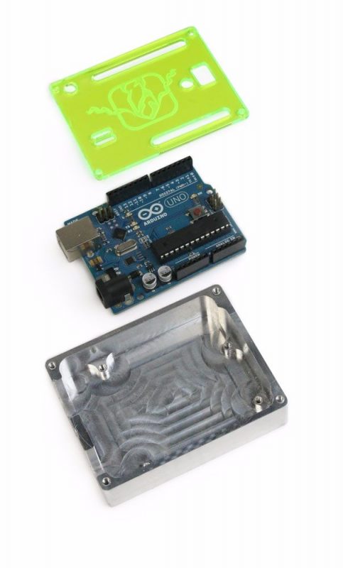 Assemble Arduino case and you're ready to go. 