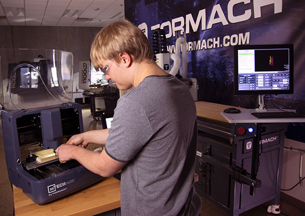 xsTECH the entry level desktop cnc machine from Tormach